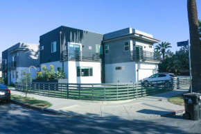 4BR/4BR modern house at Mid-city
